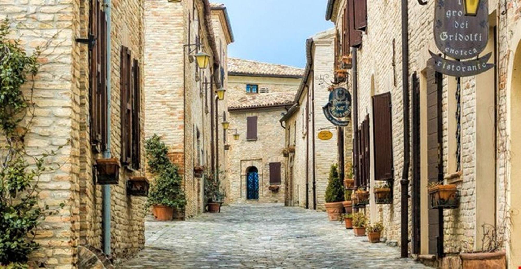 Borgo Calbianco - Private House With Pool & Airco Villa Cerreto Castello Bagian luar foto