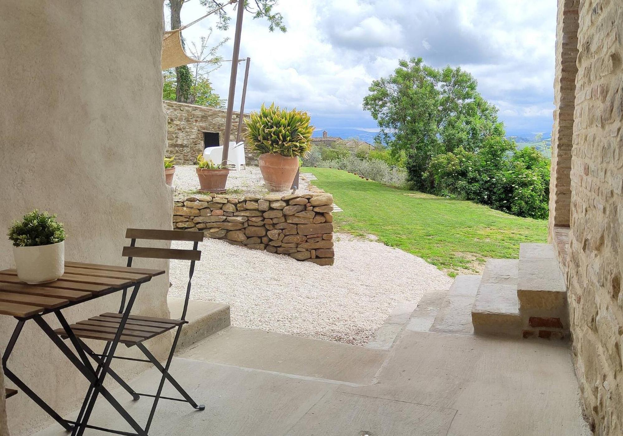 Borgo Calbianco - Private House With Pool & Airco Villa Cerreto Castello Bagian luar foto
