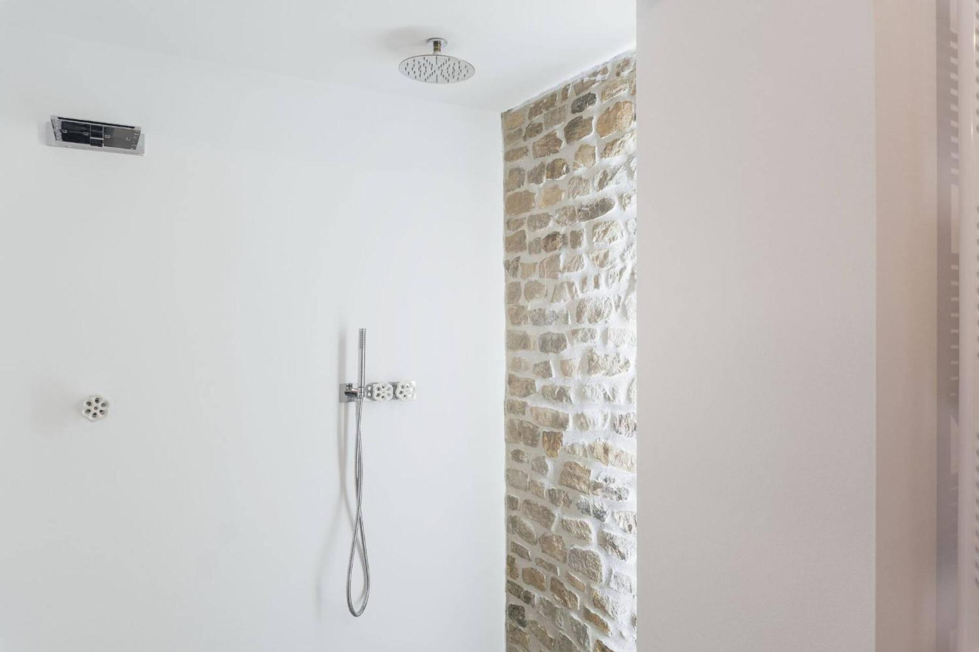 Borgo Calbianco - Private House With Pool & Airco Villa Cerreto Castello Bagian luar foto