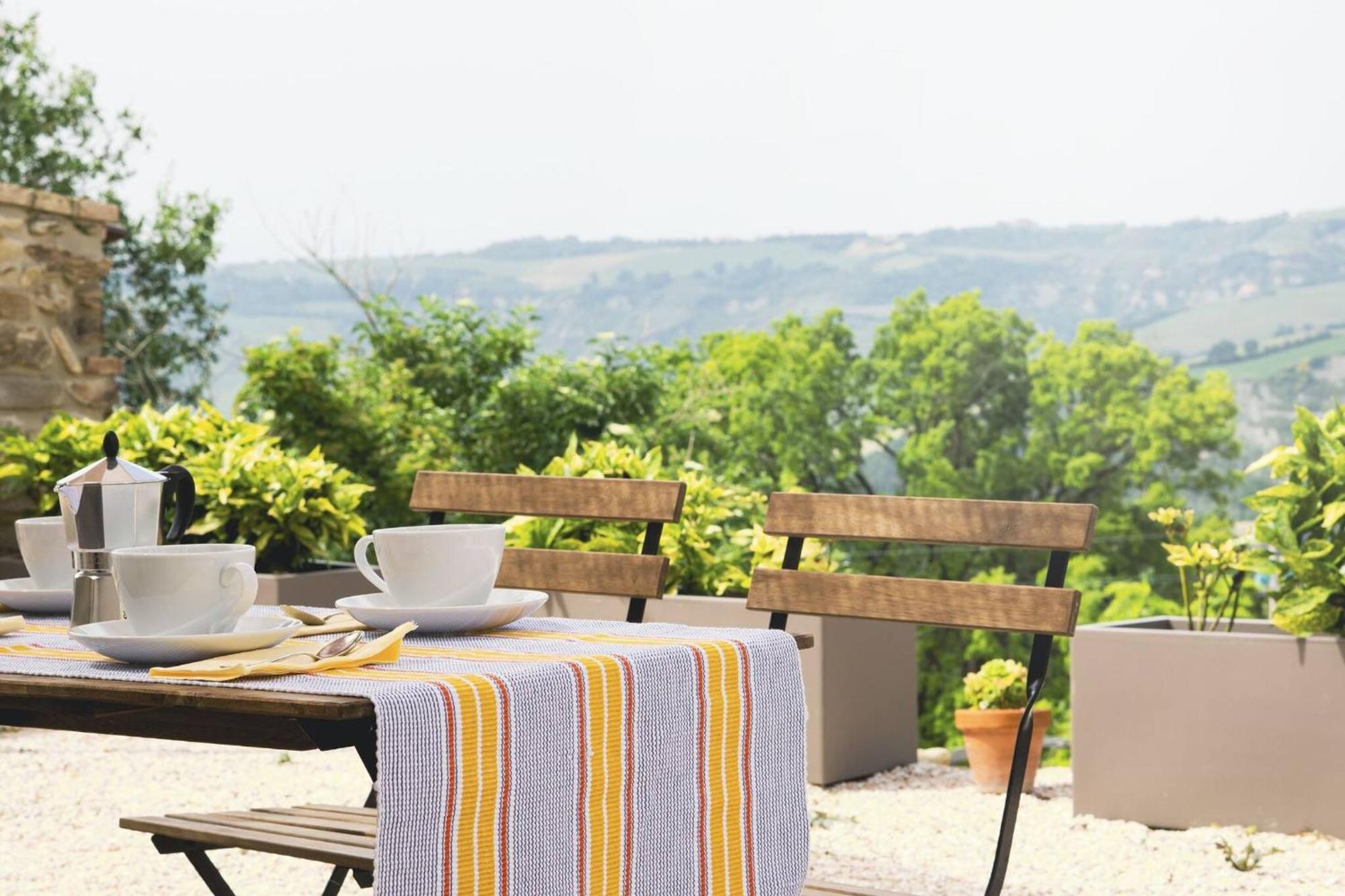 Borgo Calbianco - Private House With Pool & Airco Villa Cerreto Castello Bagian luar foto