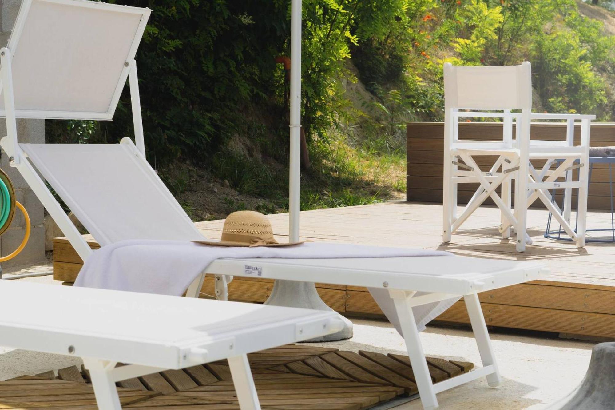 Borgo Calbianco - Private House With Pool & Airco Villa Cerreto Castello Bagian luar foto