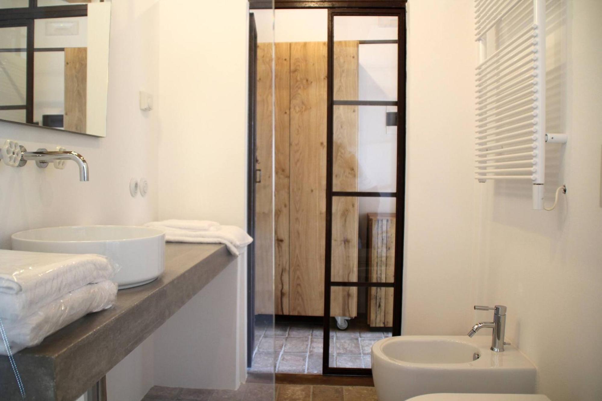 Borgo Calbianco - Private House With Pool & Airco Villa Cerreto Castello Bagian luar foto