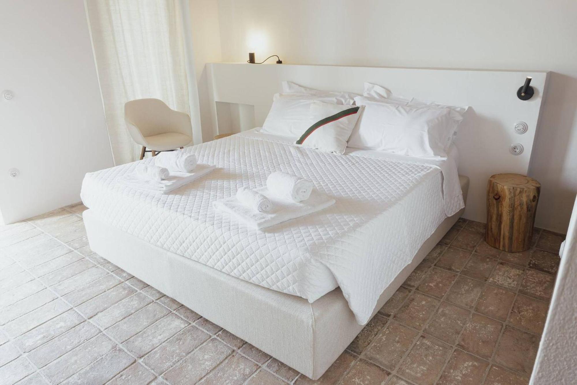 Borgo Calbianco - Private House With Pool & Airco Villa Cerreto Castello Bagian luar foto