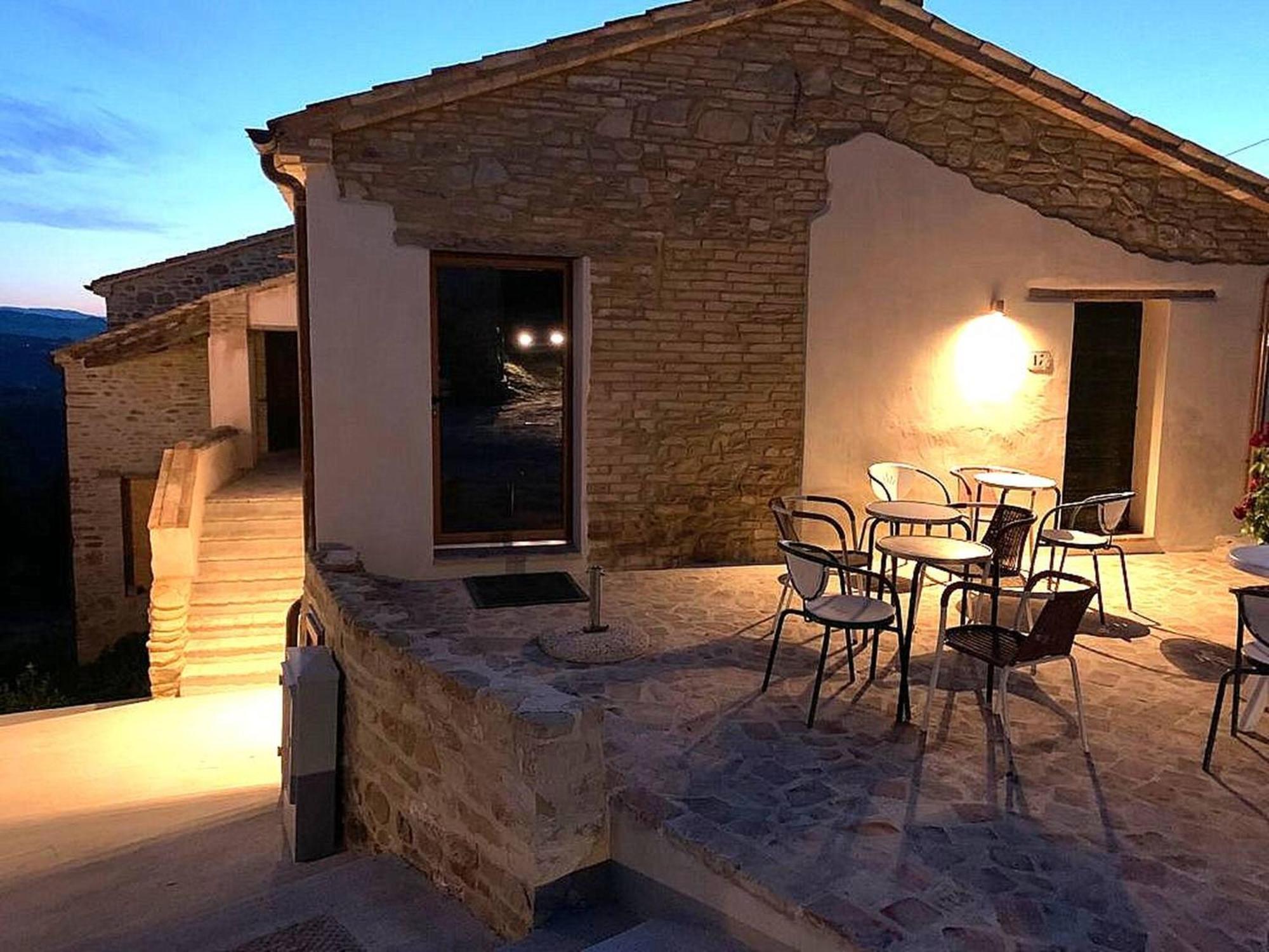 Borgo Calbianco - Private House With Pool & Airco Villa Cerreto Castello Bagian luar foto